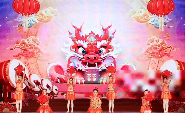 2025年春節里的LED顯示屏元素：科技與傳統交融的新篇章|成都led顯示屏